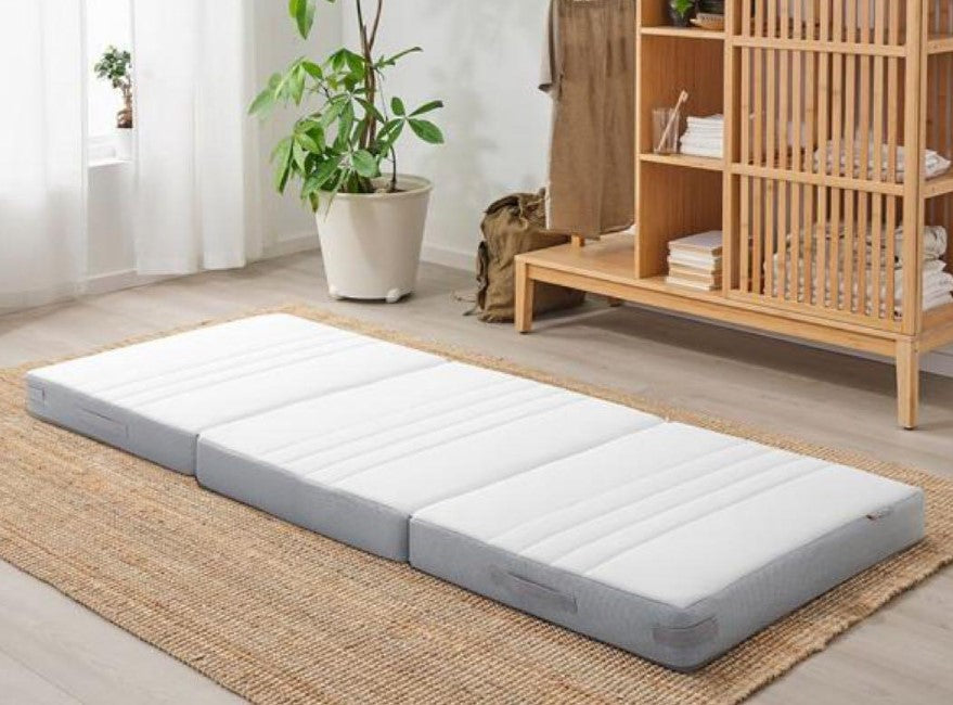 ベッド、寝具